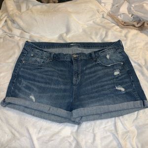 Old Navy Boyfriend Distressed Jean Shorts
